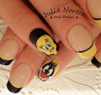 manicura francesa negra piolin