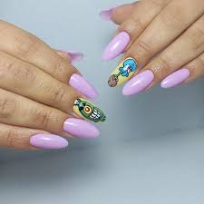 manicura lila calamardo