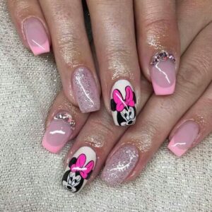 uñas manicura francesa rosa minnie