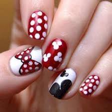 uñas rojs cortas de mickey