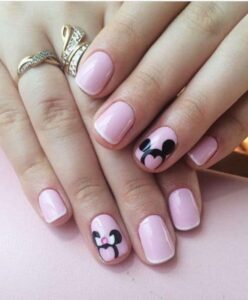 uñas rosas cortas minnie