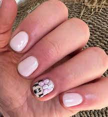 uñas sencillas minnie