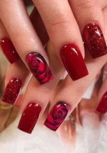 uñas rosa rojas largas